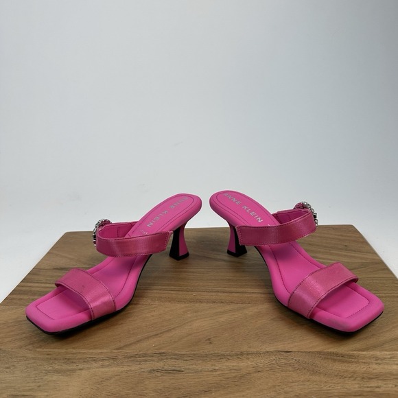 New Womens Anne Klein Josie Pink Satin Slip On Jewel Buckle Heels Size 7 M - Picture 5 of 9